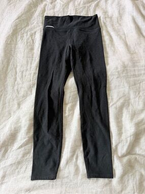 Vuori Black High-Rise Leggings